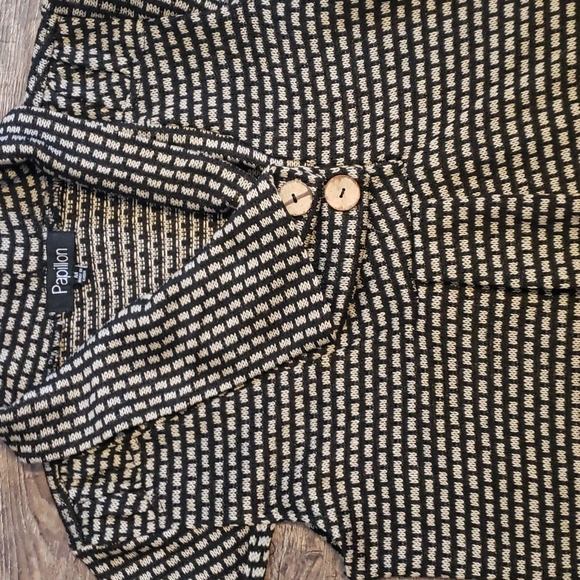 NWOT Papillion Black & Grey Tunic Sweater sz M - Picture 3 of 6
